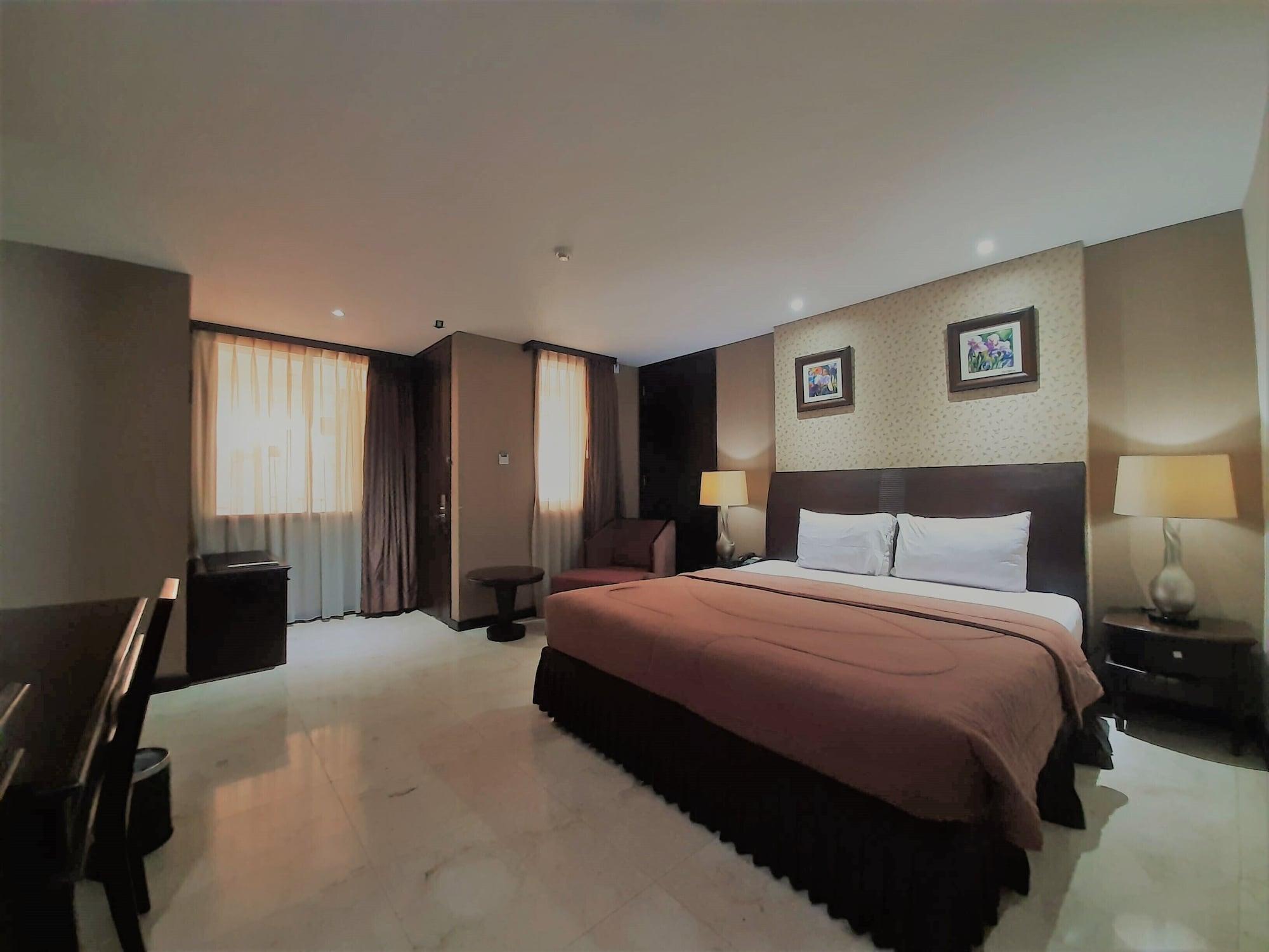 The Palais Hotel Dago Бандунг Экстерьер фото